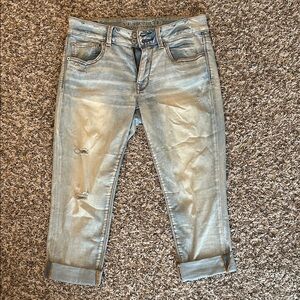 American Eagle Outfitters Light Blue Cropped Jeans